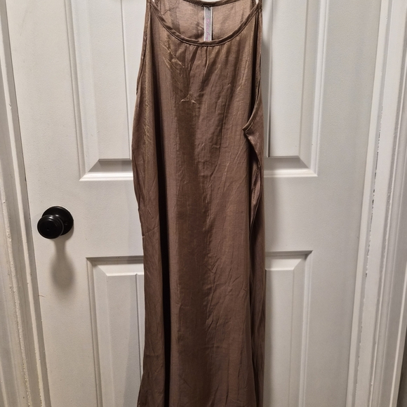 Lilly Pulitzer - Viscose Floral/Animal Print Flowing Floor Length Dress L/XL - Picture 9 of 11